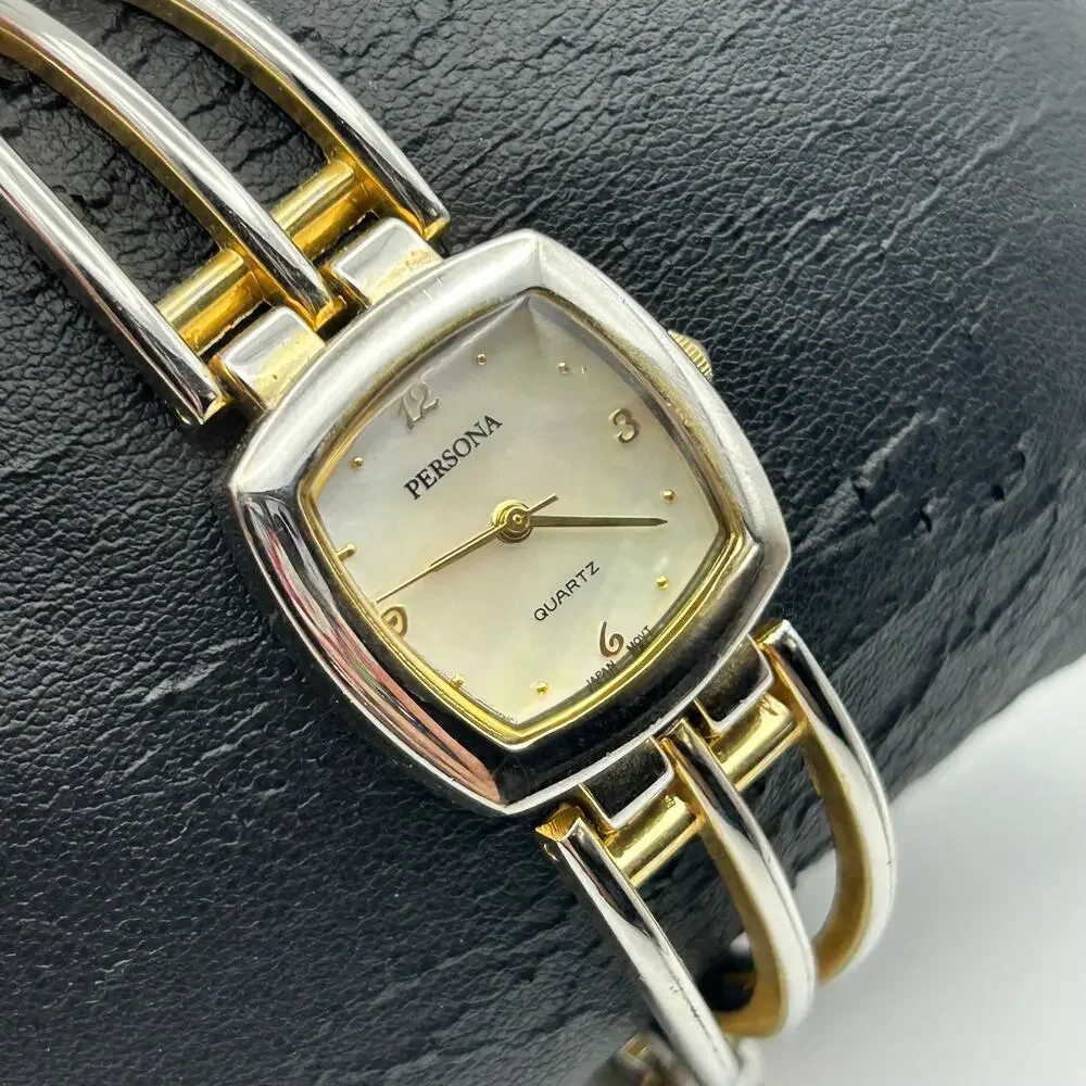 Persona Silver-tone Mother Pearl Dial Women’s Fashion Watch Working New Battery
